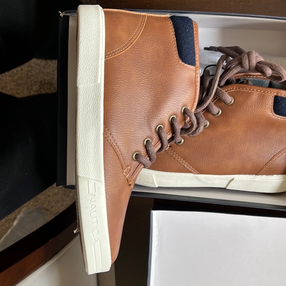 Nautica youth causal shoe - Picture 2 of 5